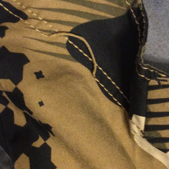 Quicksilver Camo swim trunks - Picture 5 of 6